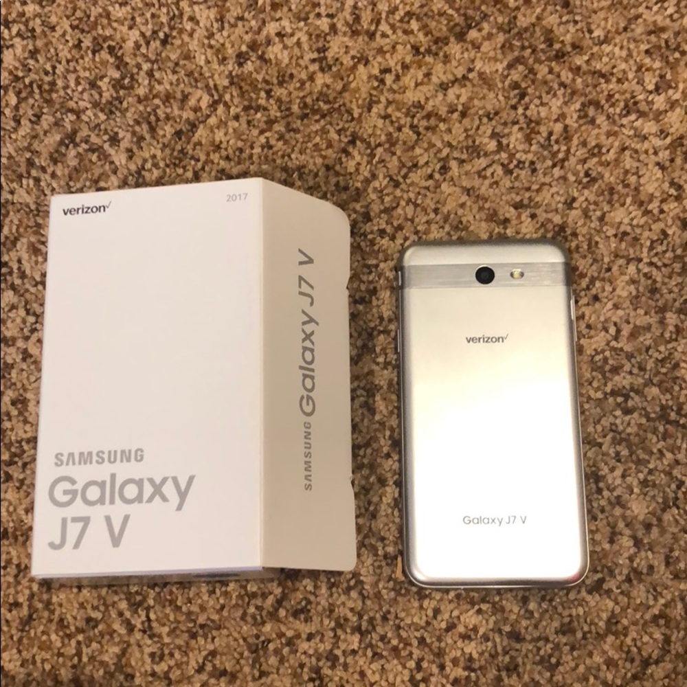 Samsung Galaxy J7 V - Verizon - Picture 2 of 2